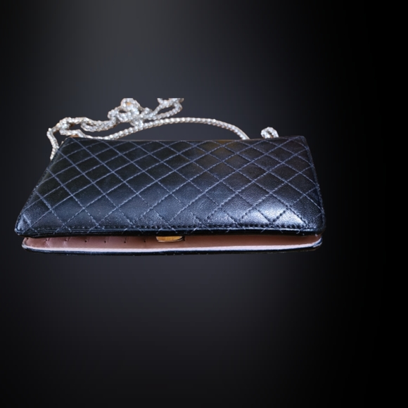 Chanel WOC wallet on chain - Picture 2 of 12